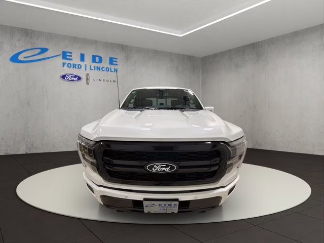 2026 Star White Metallic TC Ford F-150 Lariat Black Appearance 4X4 Truck