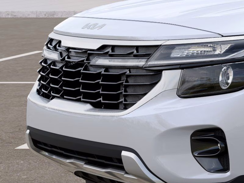 2026 Snow White Pearl Kia Seltos EX FWD SUV