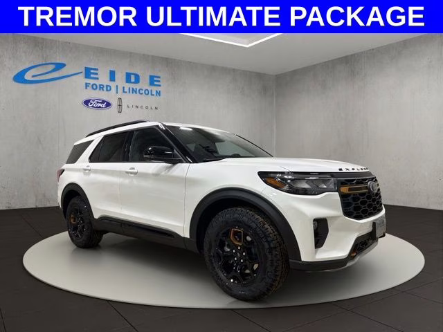 2026 Star White Metallic Tri-Coat Ford Explorer Tremor 4X4 SUV