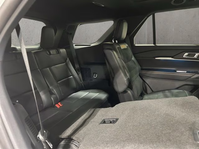 2026 Star White Metallic Tri-Coat Ford Explorer Tremor 4X4 SUV