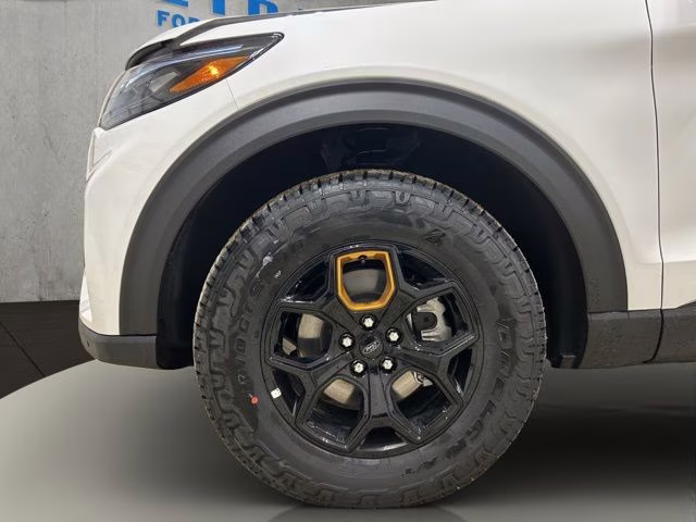 2026 Star White Metallic Tri-Coat Ford Explorer Tremor 4X4 SUV