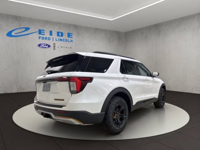 2026 Star White Metallic Tri-Coat Ford Explorer Tremor 4X4 SUV