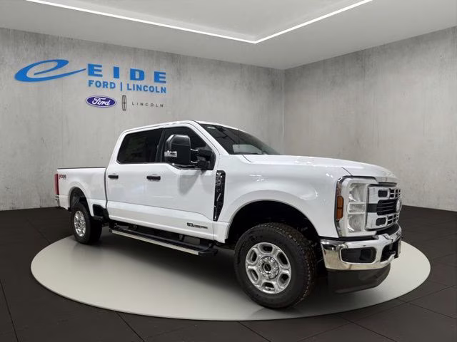 2026 Oxford White Ford Super Duty F-250 SRW XLT 4X4 Truck