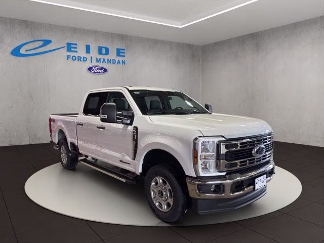 2026 Oxford White Ford Super Duty F-250 SRW XLT 4X4 Truck