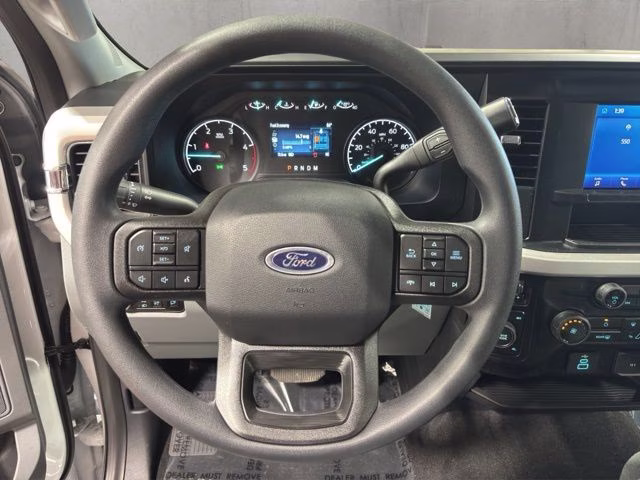 2026 Oxford White Ford Super Duty F-250 SRW XLT 4X4 Truck