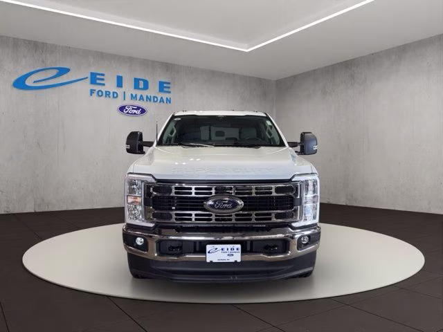 2026 Oxford White Ford Super Duty F-250 SRW XLT 4X4 Truck