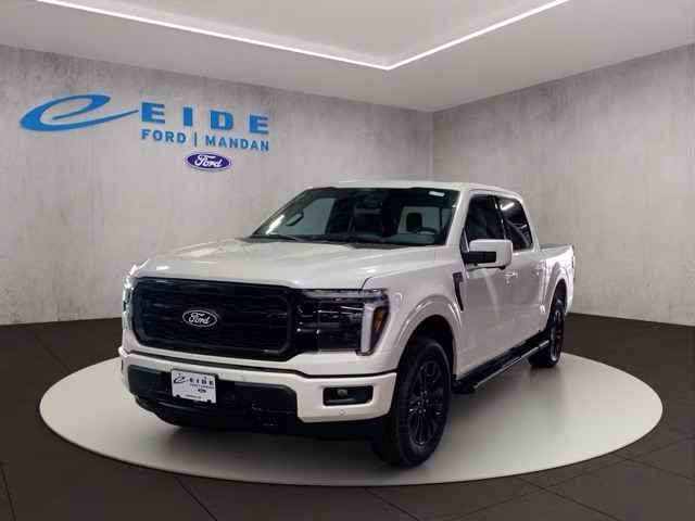 2026 Star White Metallic TC Ford F-150 Lariat Black Appearance 4X4 Truck