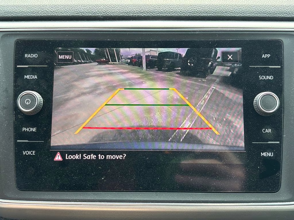 2018 Platinum Gray Metallic Volkswagen Atlas 3.6L V6 SE AWD SUV