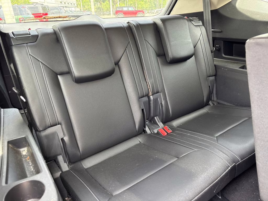 2018 Platinum Gray Metallic Volkswagen Atlas 3.6L V6 SE AWD SUV