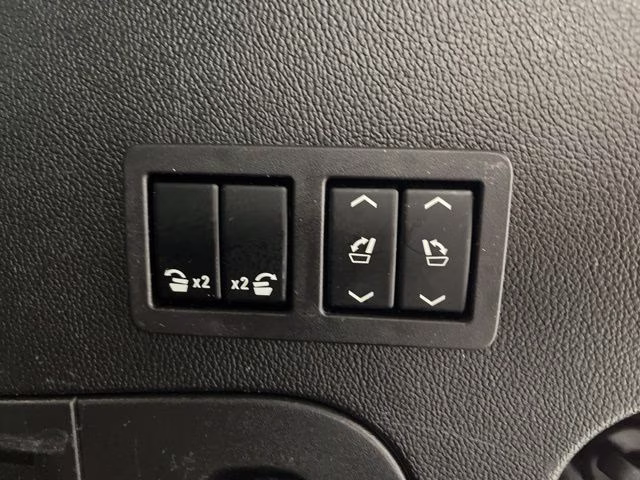 2018 Summit White GMC Yukon Denali AWD SUV