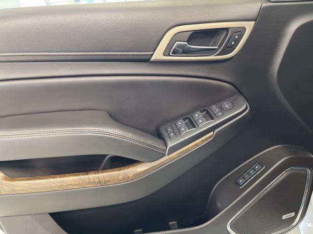 2018 Summit White GMC Yukon Denali AWD SUV