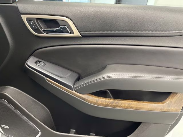 2018 Summit White GMC Yukon Denali AWD SUV