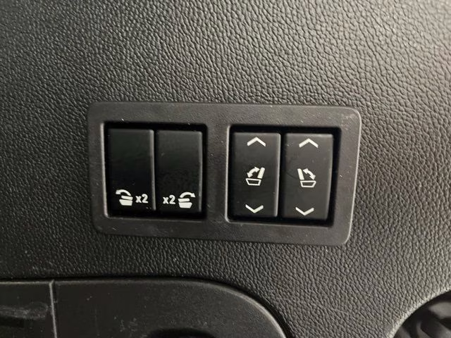 2018 Summit White GMC Yukon Denali AWD SUV