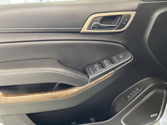 2018 Summit White GMC Yukon Denali AWD SUV