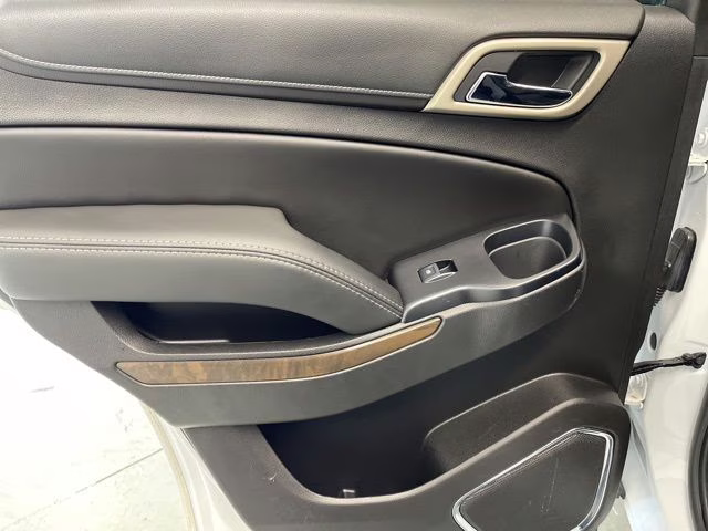 2018 Summit White GMC Yukon Denali AWD SUV