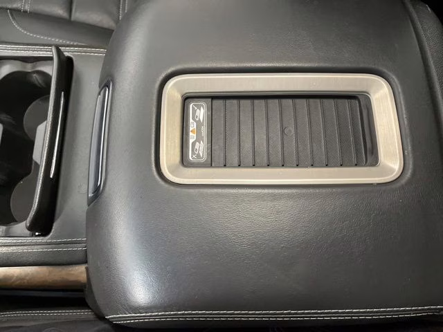 2018 Summit White GMC Yukon Denali AWD SUV