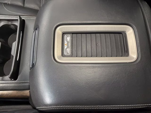 2018 Summit White GMC Yukon Denali AWD SUV