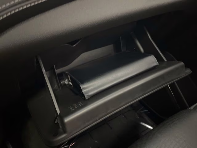 2018 Summit White GMC Yukon Denali AWD SUV