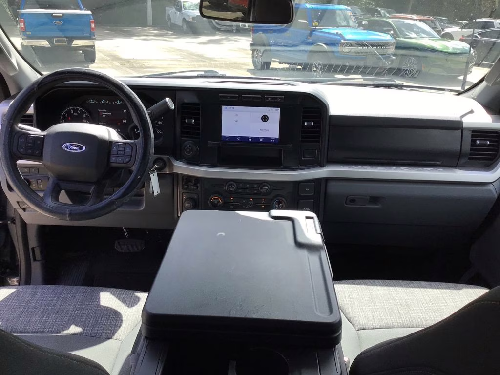 2023 Gray Metallic Ford Super Duty F-250 SRW XLT 4X4 Truck