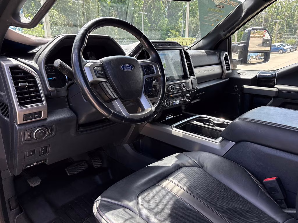 2022 Black Metallic Ford Super Duty F-250 SRW Platinum 4X4 Truck