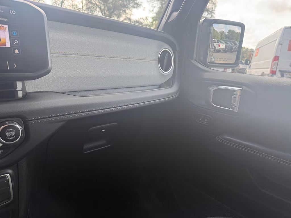 2025 Black Clearcoat Jeep Wrangler Sahara 4xe 4X4 SUV