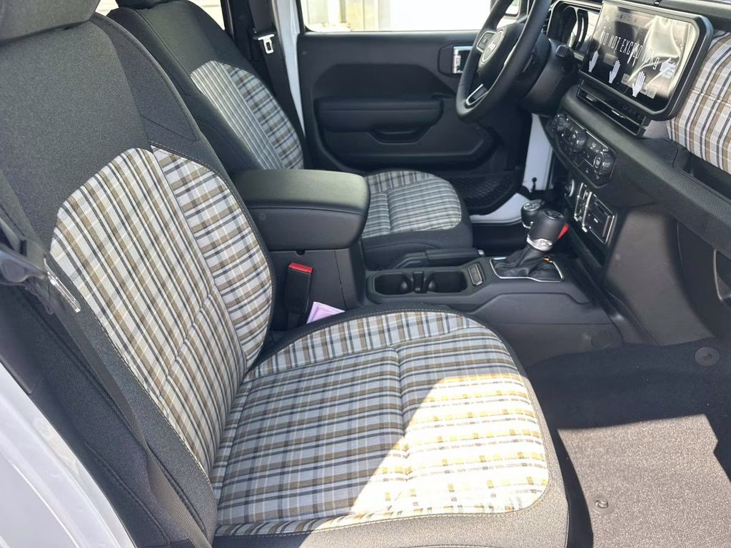 2026 Bright White Clearcoat Jeep Wrangler 85th Anniversary Edition 4X4 SUV