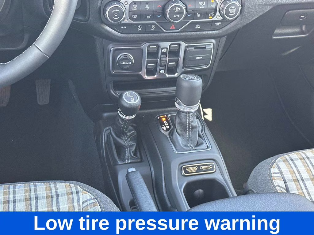 2026 Granite Crystal Metallic Clearcoat Jeep Wrangler 85th Anniversary Edition 4X4 SUV