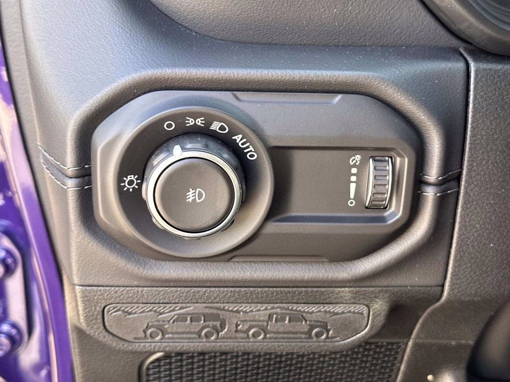 2026 Reign Jeep Wrangler Sahara 4X4 SUV