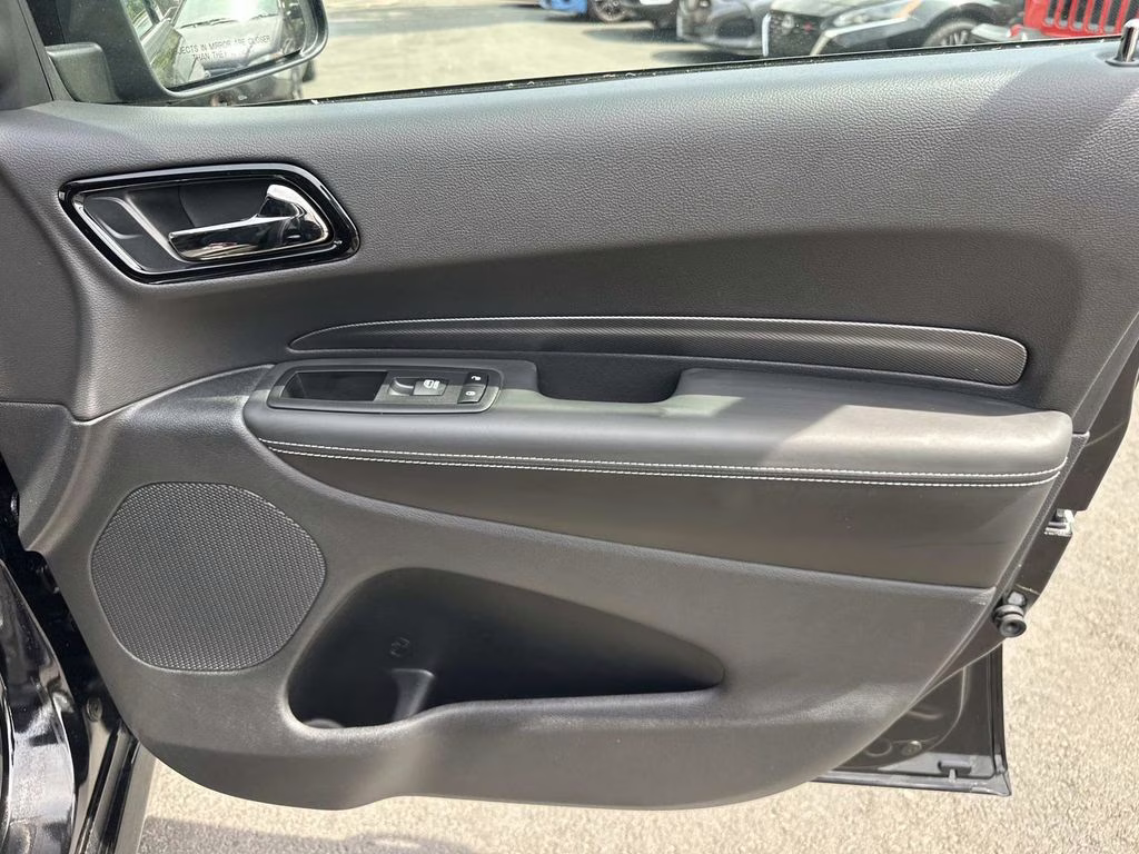 2026 DB Black Crystal Clearcoat Dodge Durango SRT Hellcat AWD SUV