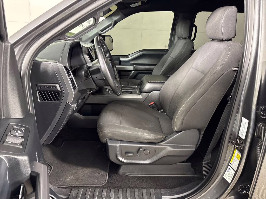 2019 Magnetic Metallic Ford F-150 XLT RWD Truck