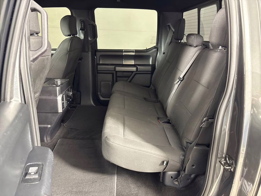 2019 Magnetic Metallic Ford F-150 XLT RWD Truck