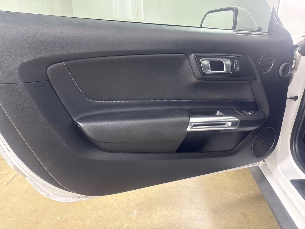 2021 Oxford White Ford Mustang GT RWD Coupe