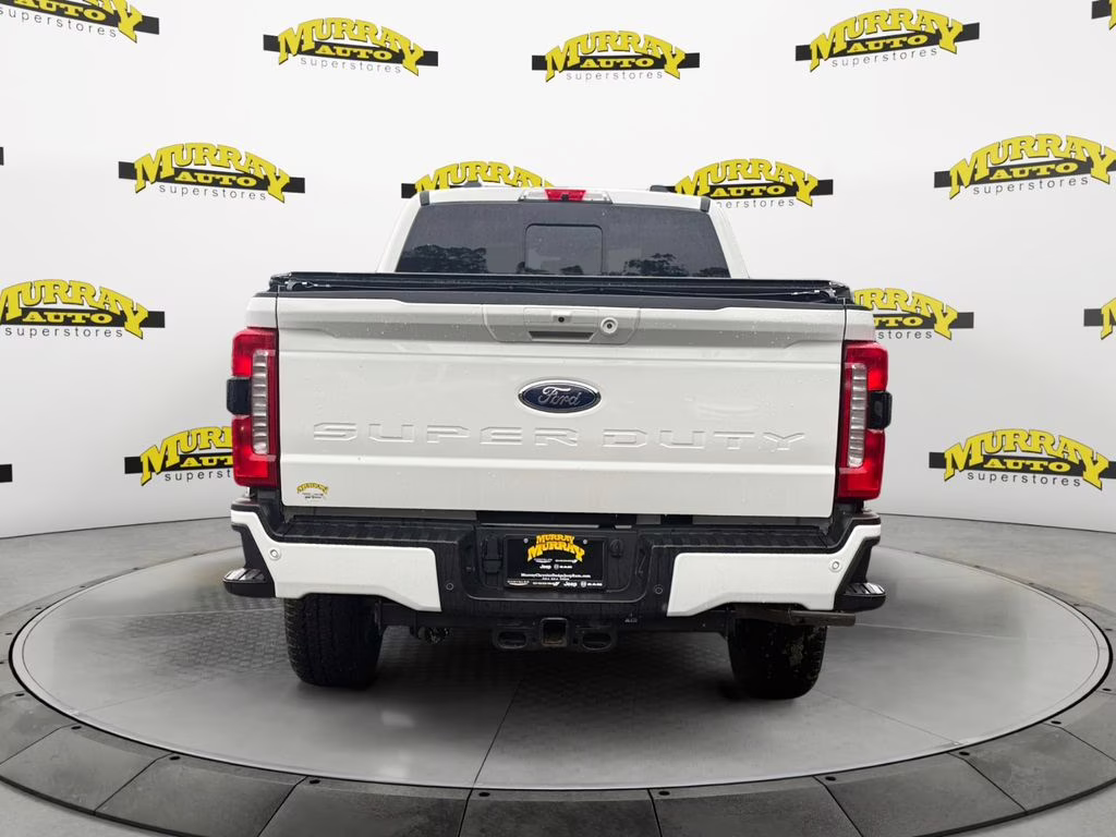 2024 White Metallic Ford Super Duty F-350 SRW Lariat 4X4 Truck