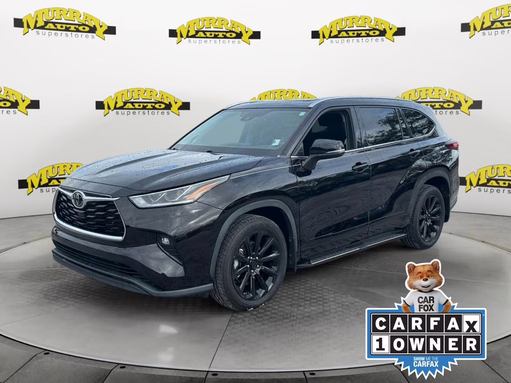 2022 Moon Dust Toyota Highlander Limited FWD SUV