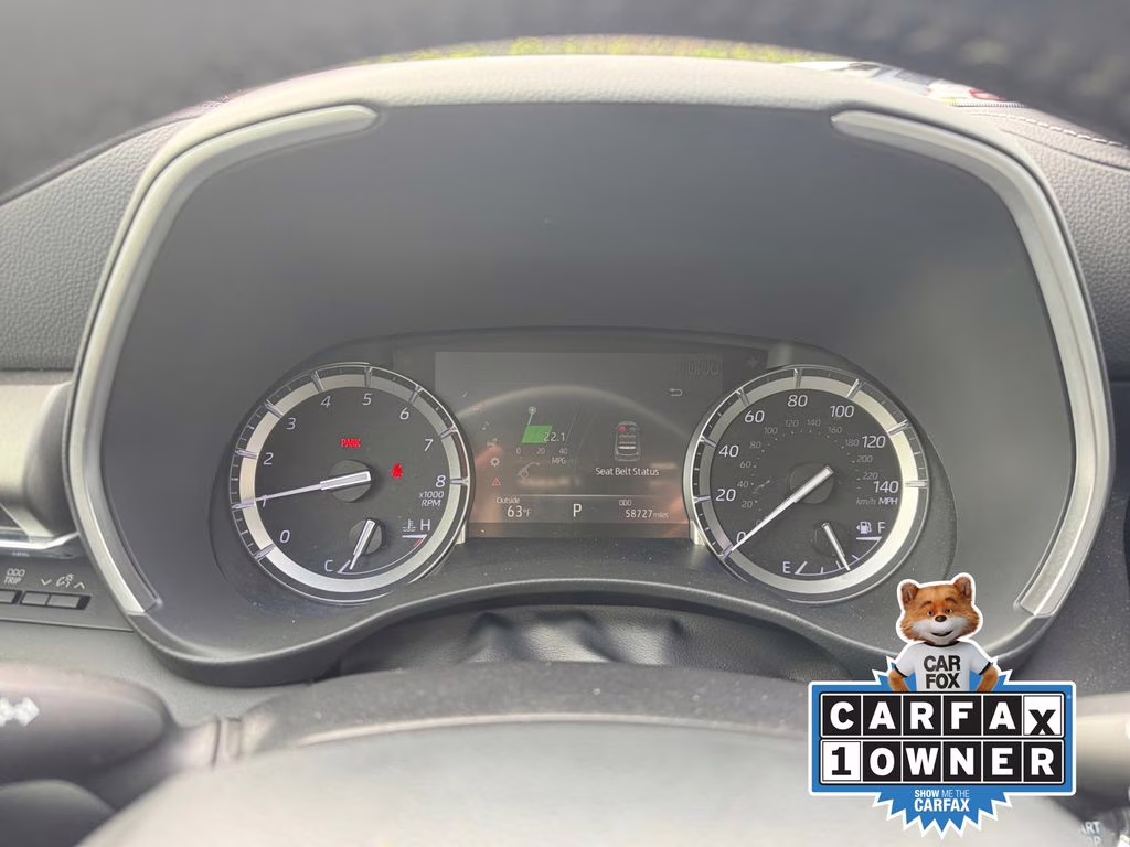 2022 Moon Dust Toyota Highlander Limited FWD SUV