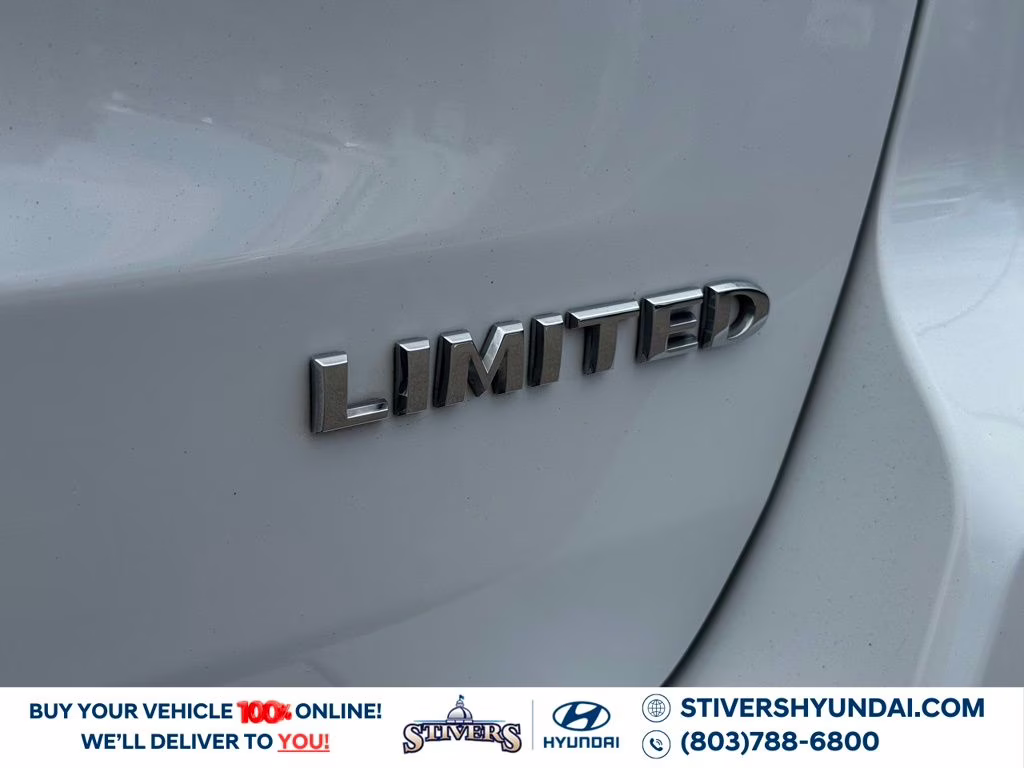 2018 Bright White Clearcoat Jeep Grand Cherokee Limited RWD SUV