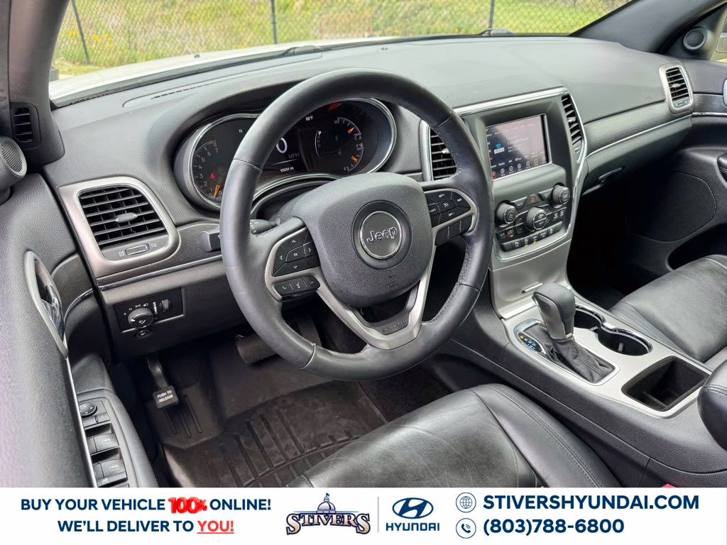 2018 Bright White Clearcoat Jeep Grand Cherokee Limited RWD SUV