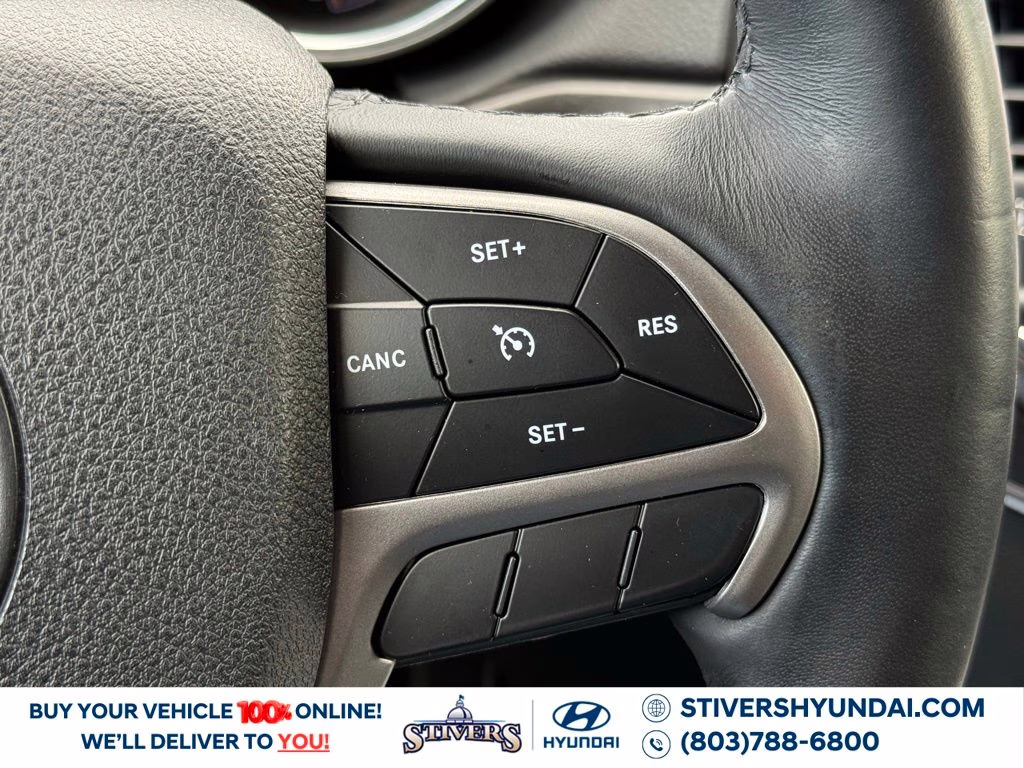 2018 Bright White Clearcoat Jeep Grand Cherokee Limited RWD SUV