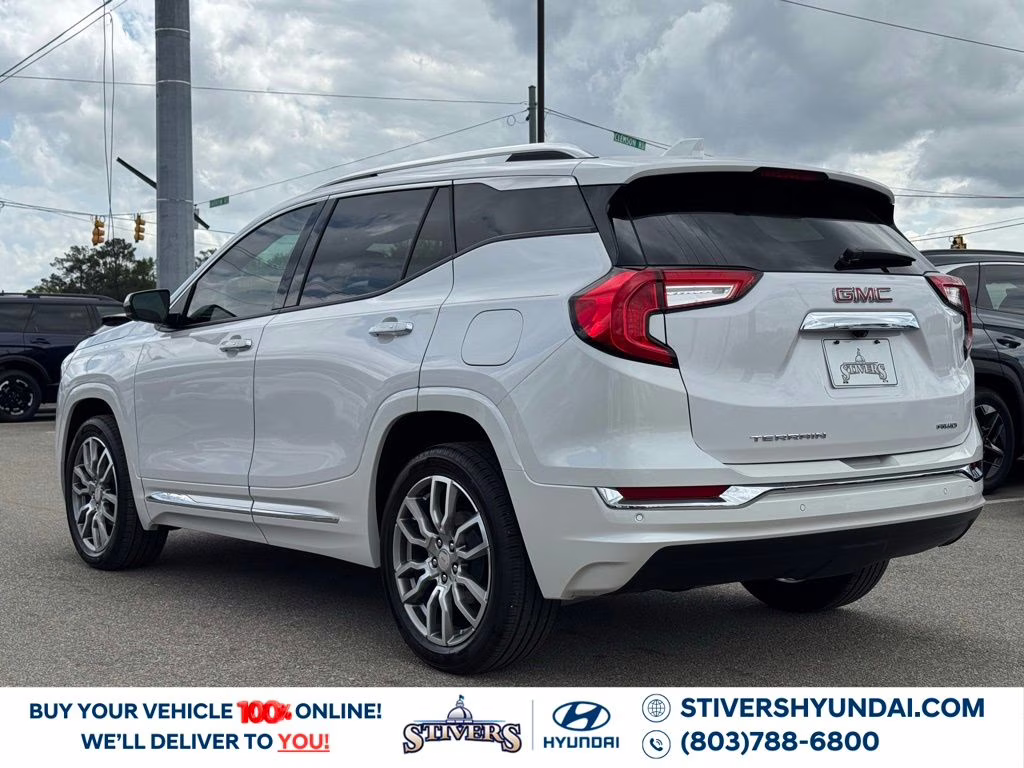 2024 White Frost Tricoat GMC Terrain Denali AWD SUV
