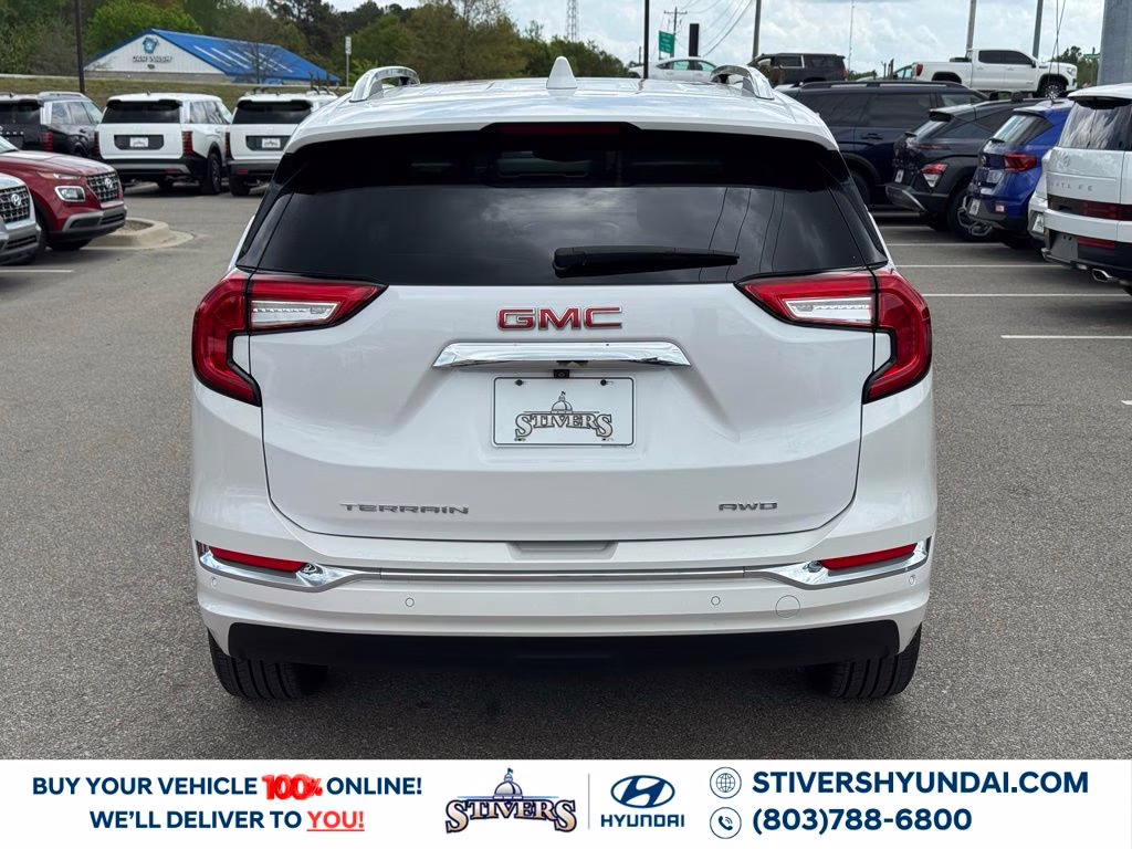 2024 White Frost Tricoat GMC Terrain Denali AWD SUV