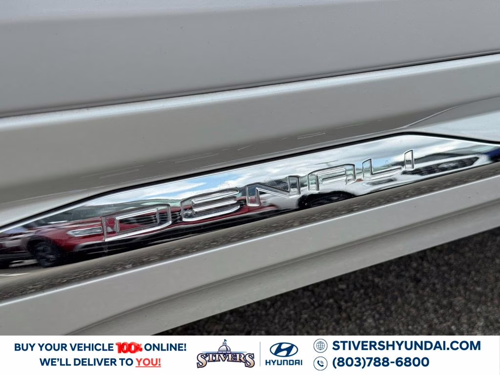 2024 White Frost Tricoat GMC Terrain Denali AWD SUV