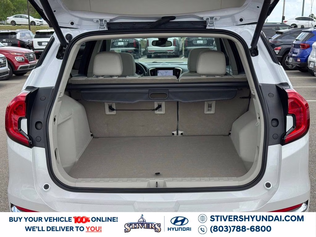 2024 White Frost Tricoat GMC Terrain Denali AWD SUV