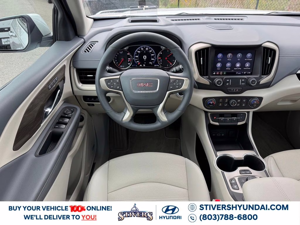 2024 White Frost Tricoat GMC Terrain Denali AWD SUV