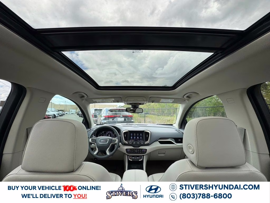 2024 White Frost Tricoat GMC Terrain Denali AWD SUV