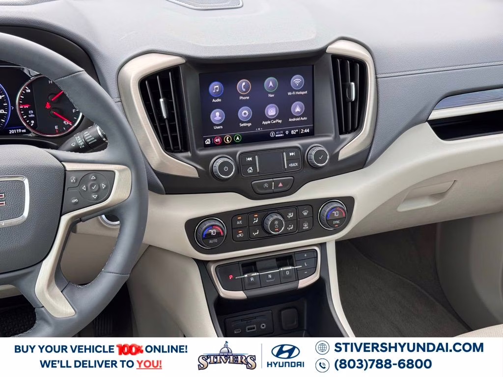 2024 White Frost Tricoat GMC Terrain Denali AWD SUV