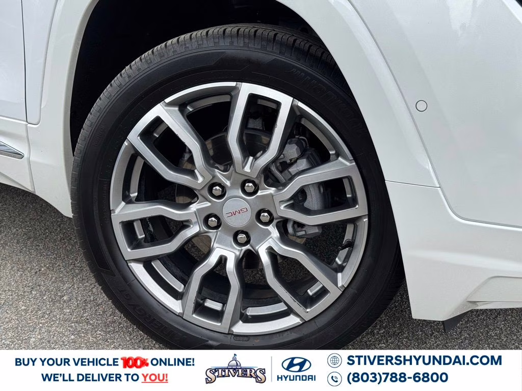 2024 White Frost Tricoat GMC Terrain Denali AWD SUV