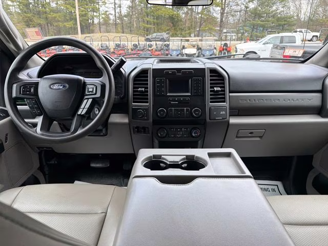 2020 Oxford White Ford Super Duty F-250 SRW XL 4X4 Truck