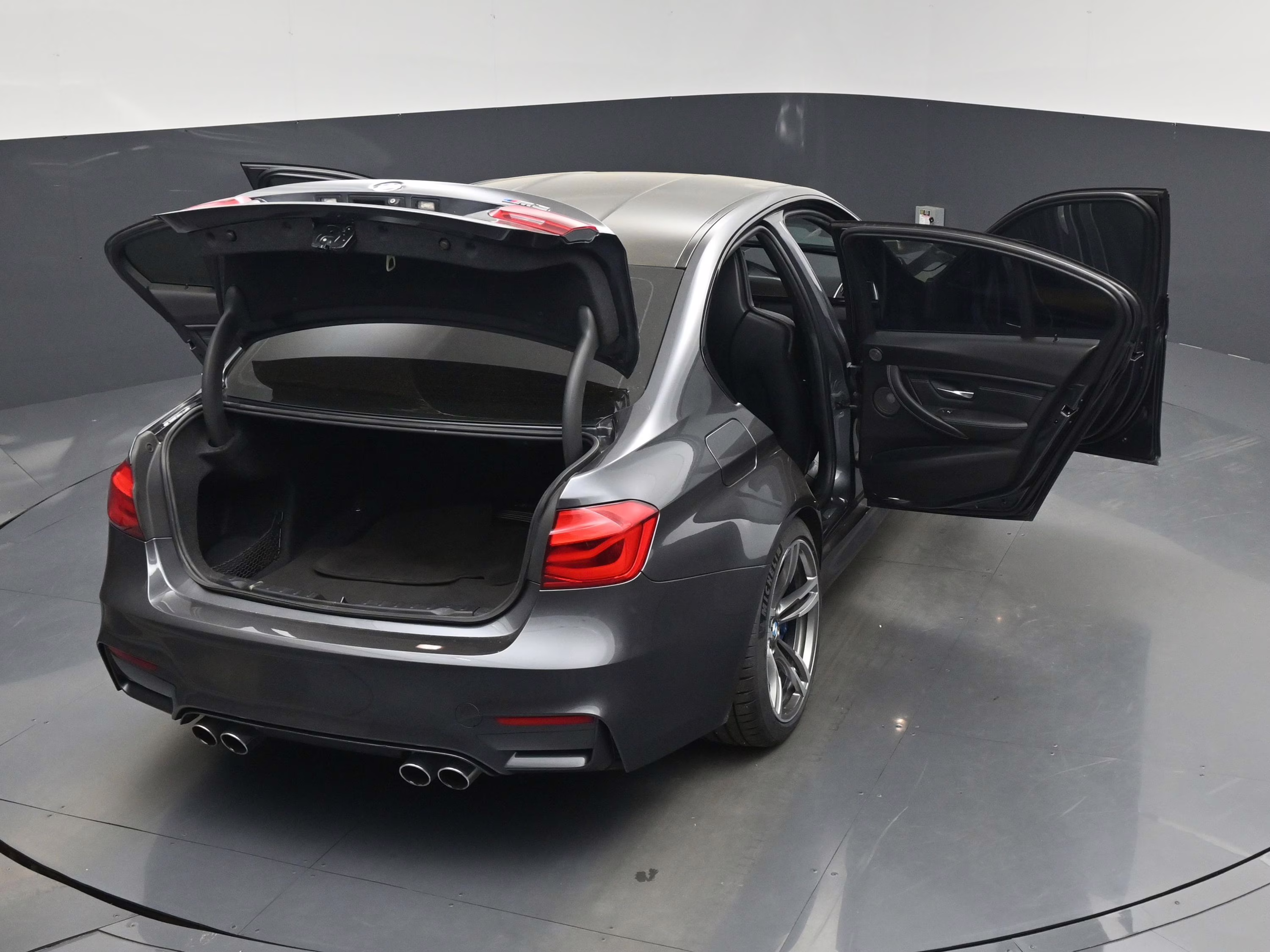 2018 Mineral Gray Metallic BMW M3 Base RWD Sedan