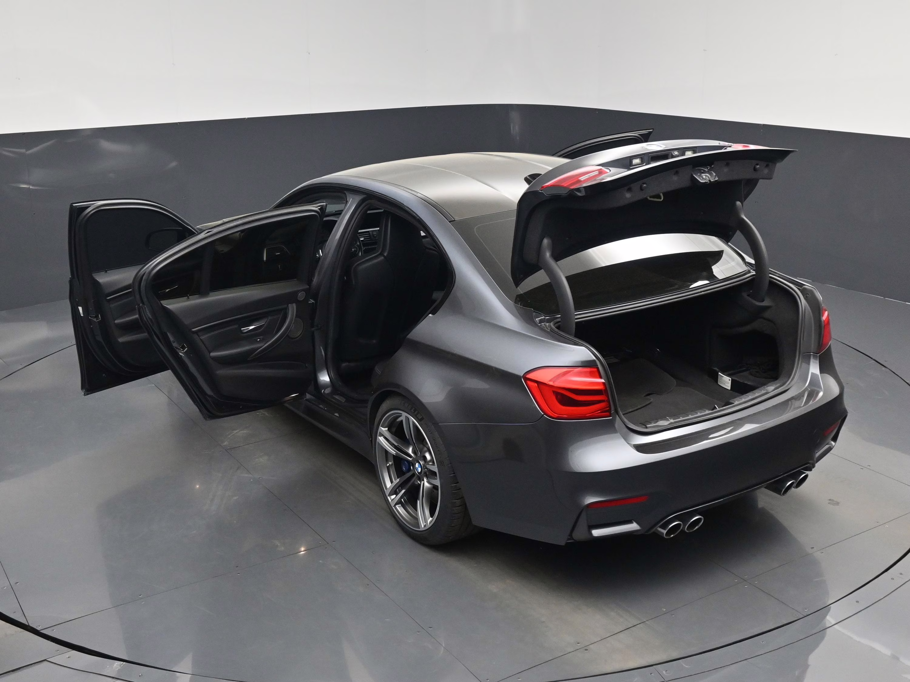 2018 Mineral Gray Metallic BMW M3 Base RWD Sedan