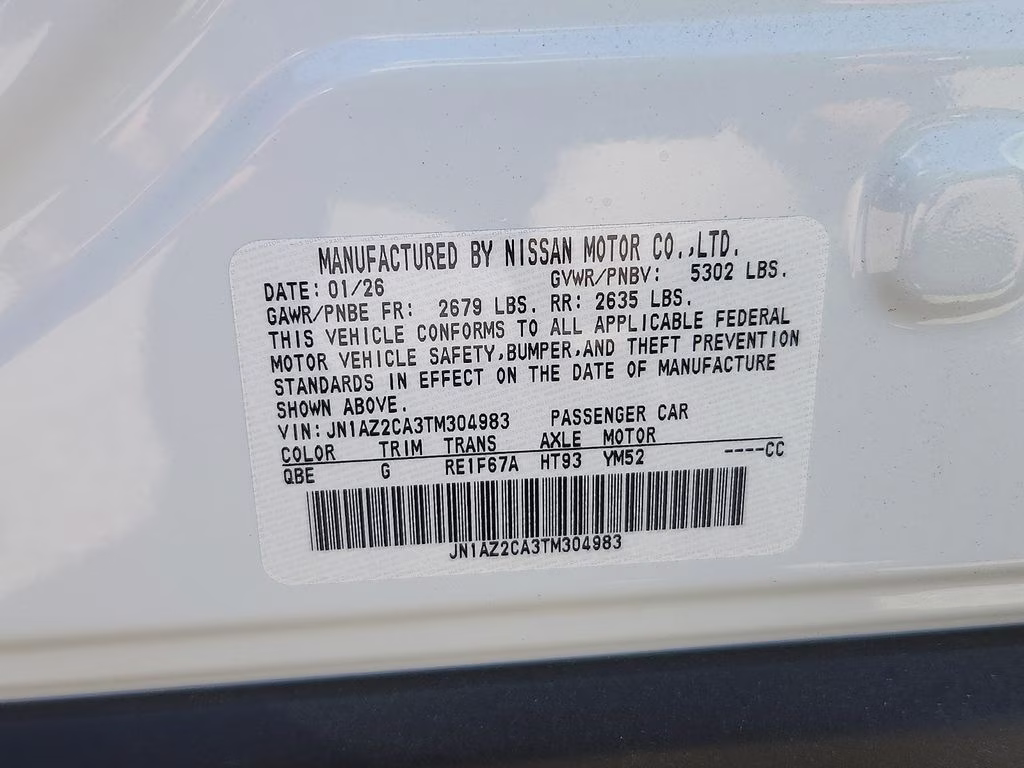 2026 Everest White Pearl Tricoat Nissan LEAF SV+ FWD SUV